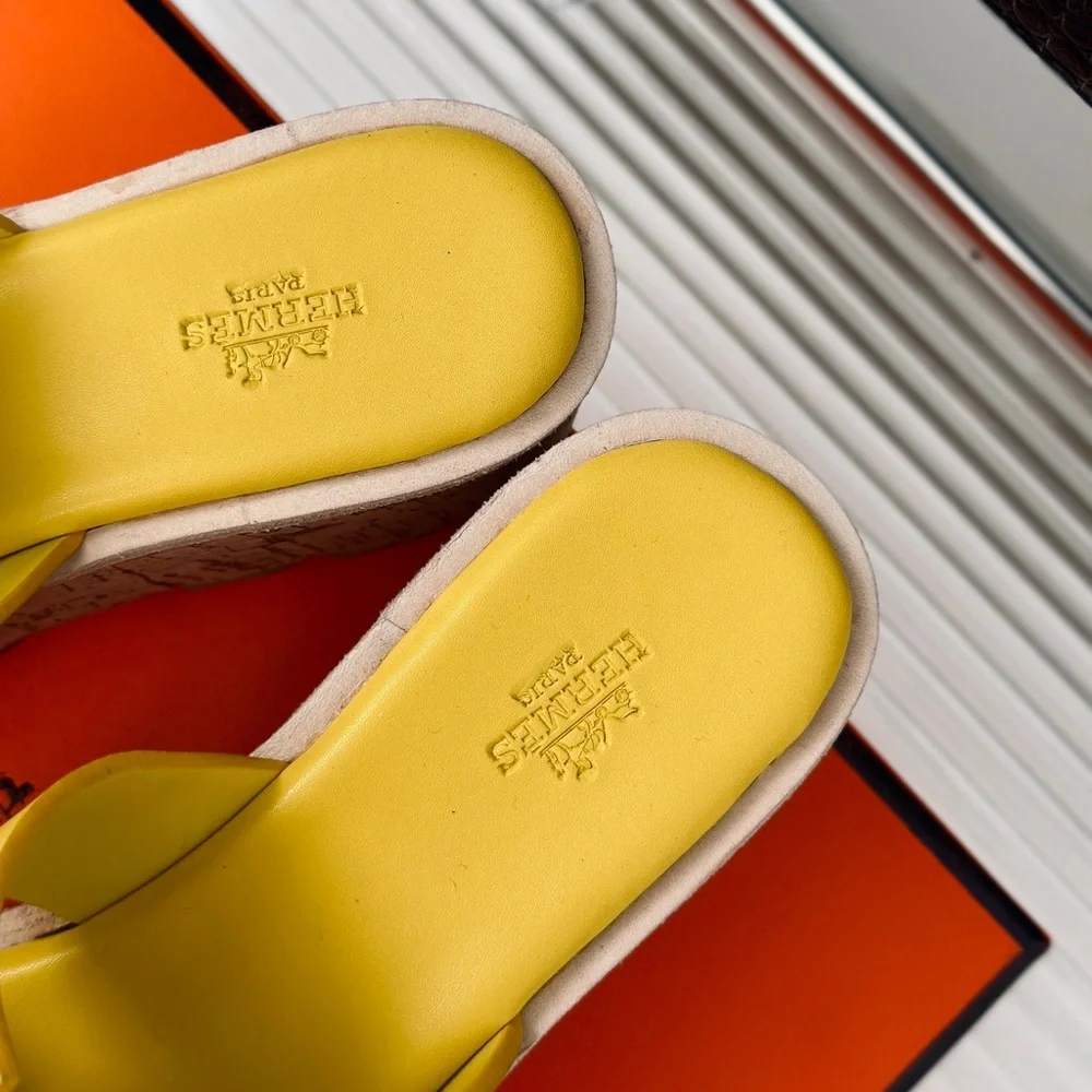 Hermes Yellow Platform Slides - Picture 8 of 9